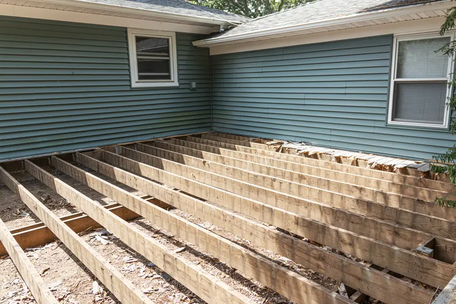 Common Deck Installation Mistakes To Avoid in Dale, TX